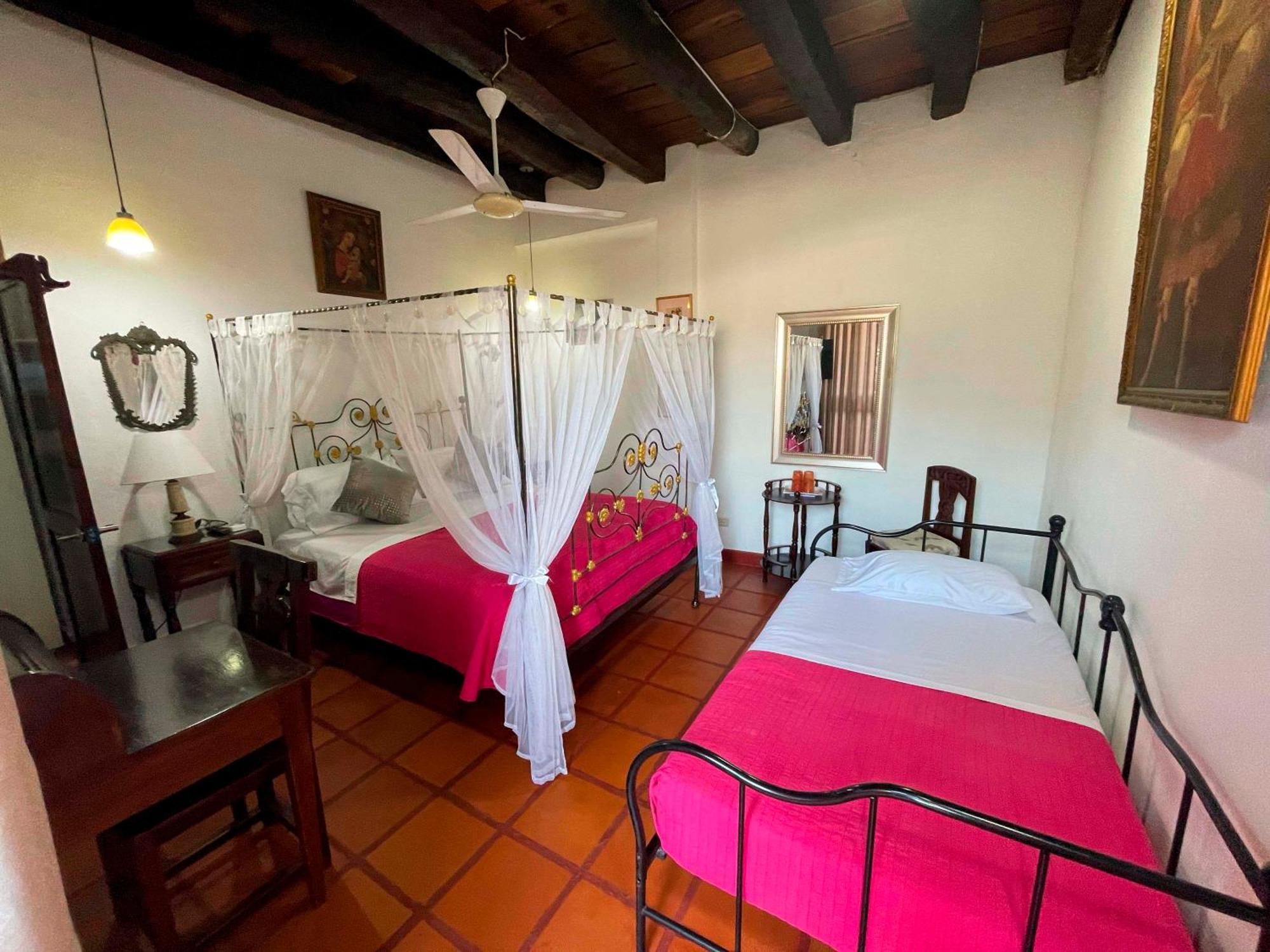 Casa Colonial Serrezuela Cartagena ภายนอก รูปภาพ